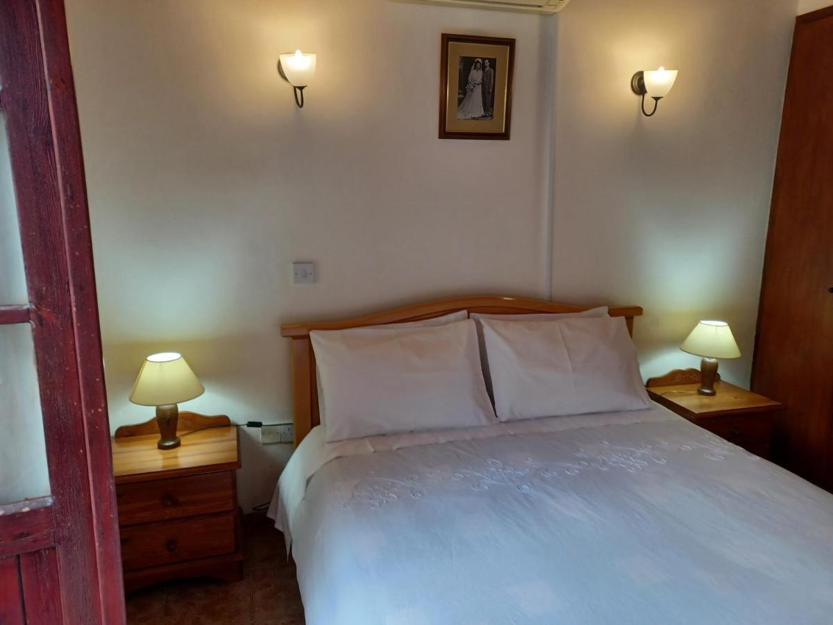 Niovi House Apartment Tochni Bagian luar foto