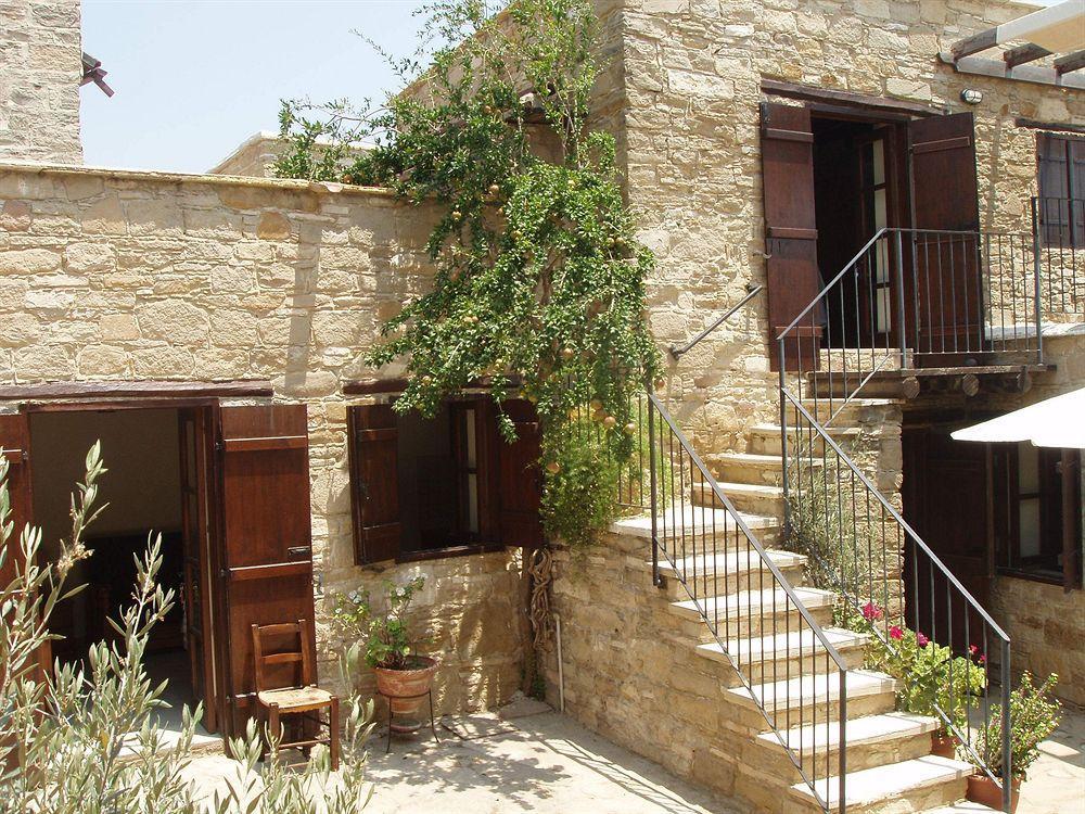 Niovi House Apartment Tochni Bagian luar foto