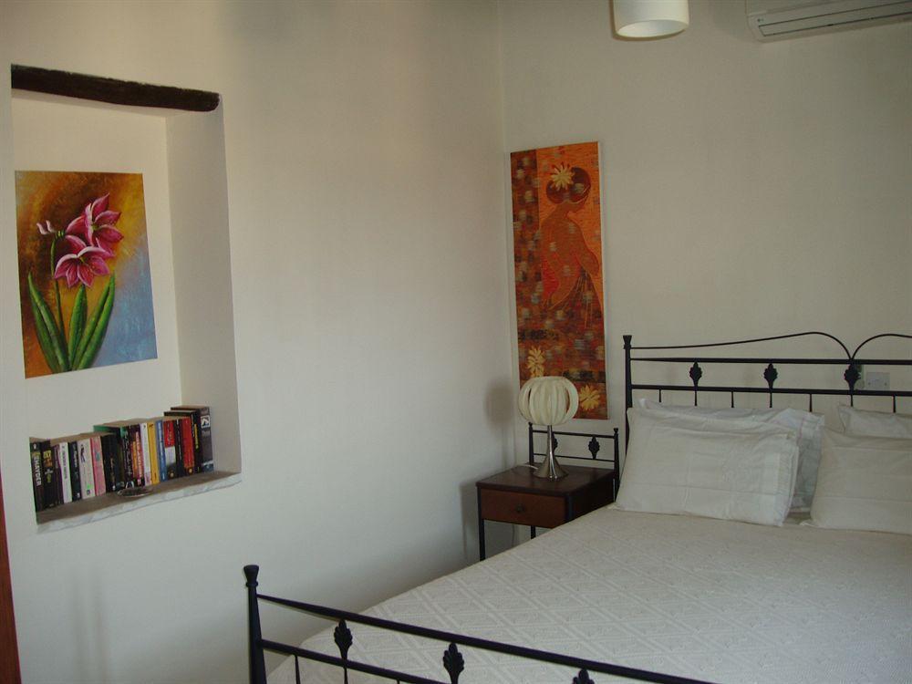 Niovi House Apartment Tochni Bagian luar foto