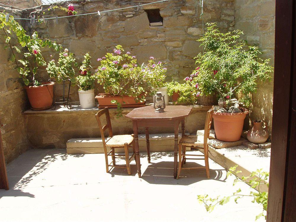 Niovi House Apartment Tochni Bagian luar foto